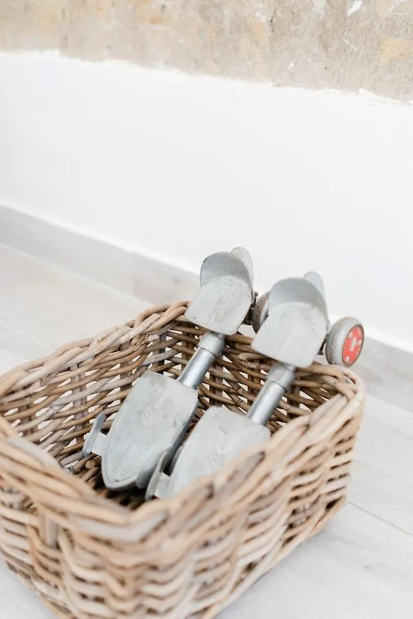 נאפולי Borgo Vergini Garden B&B לינה וארוחת בוקר