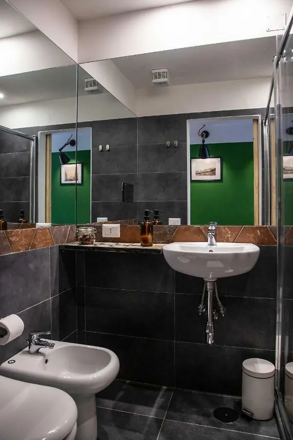 לינה וארוחת בוקר נאפולי Borgo Vergini Garden B&B