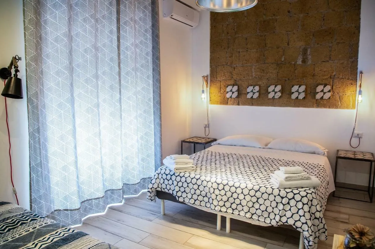 נאפולי Borgo Vergini Garden B&B