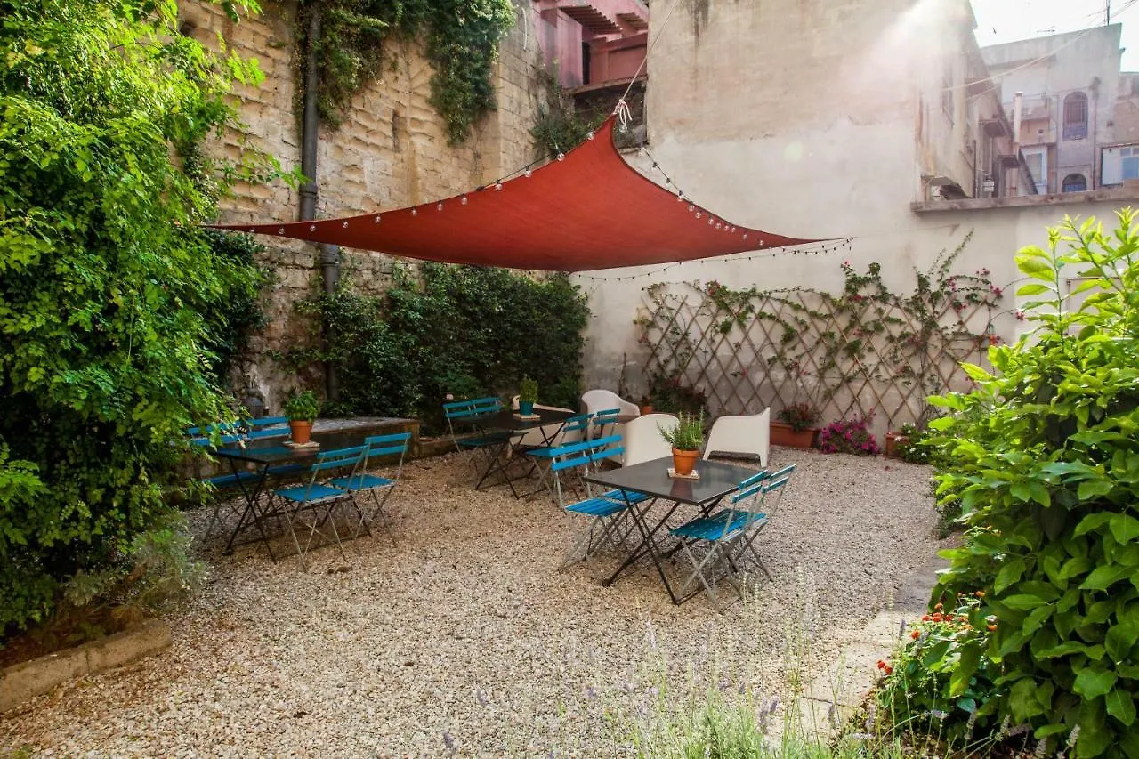 נאפולי Borgo Vergini Garden B&B